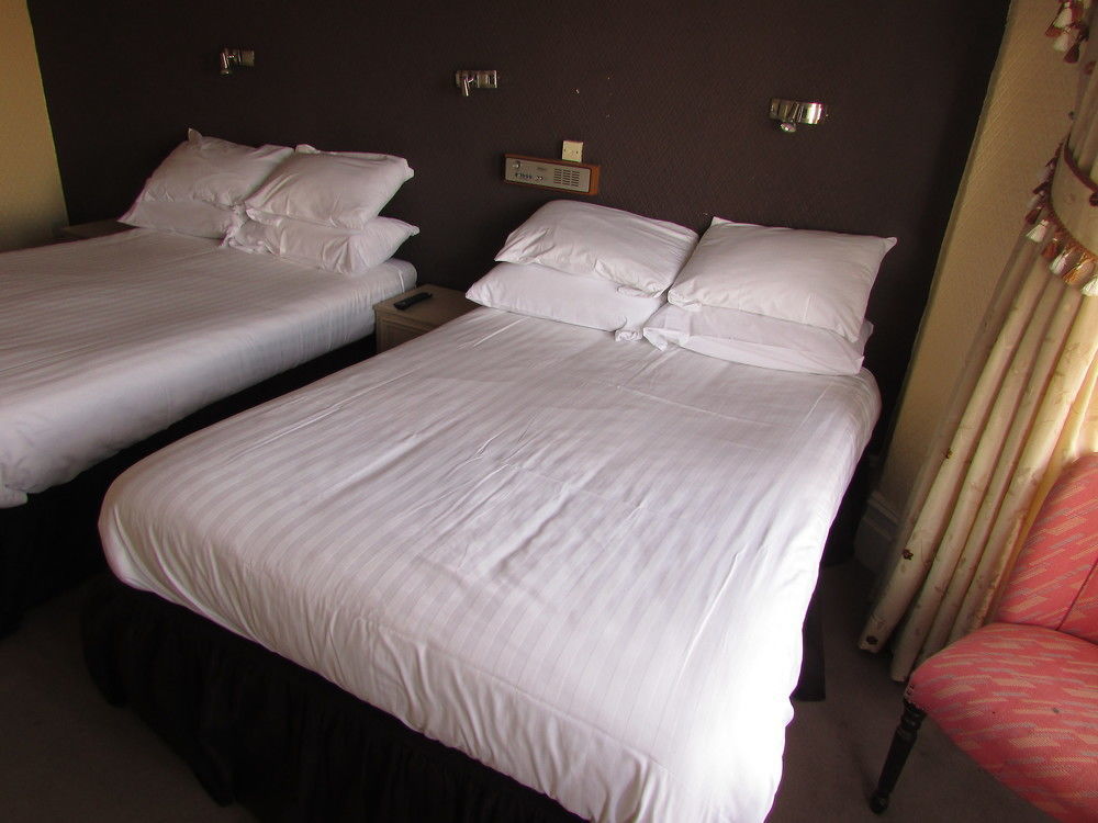 Stretton Hotel