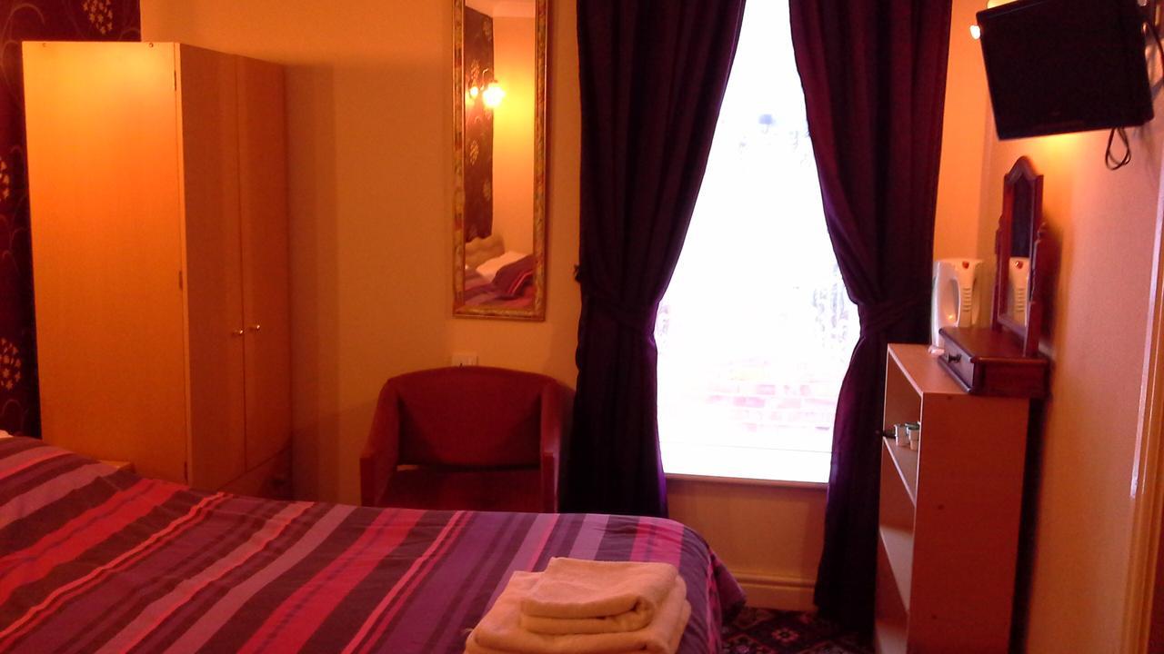 The Trafalgar 3*