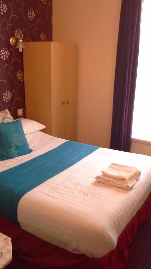 The Trafalgar Guest house 3*