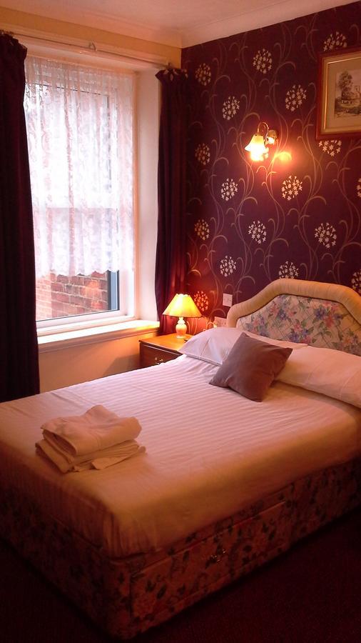 The Trafalgar 3* Blackpool