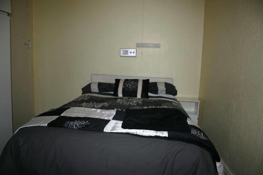 Netherton House Guest Hotel 2*