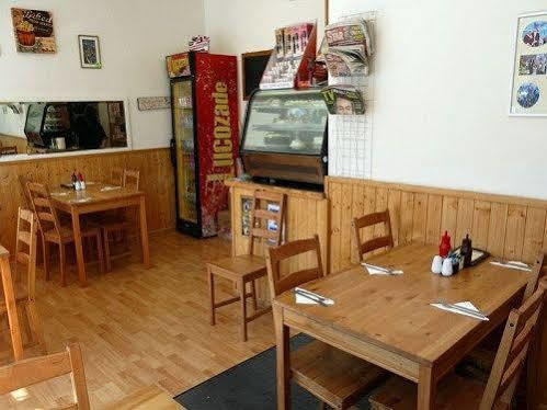 Jeanne 3* Blackpool