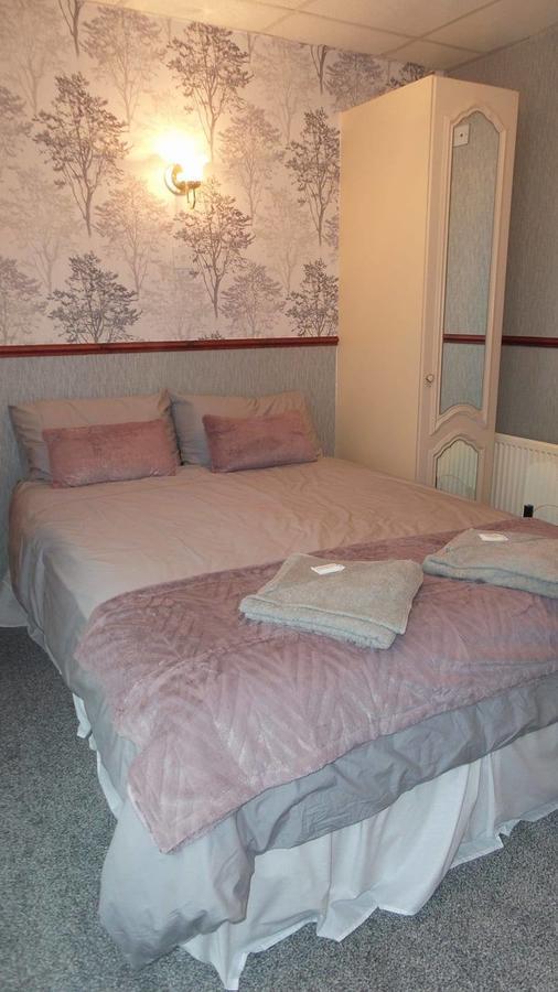 Iona Bed & Breakfast Blackpool