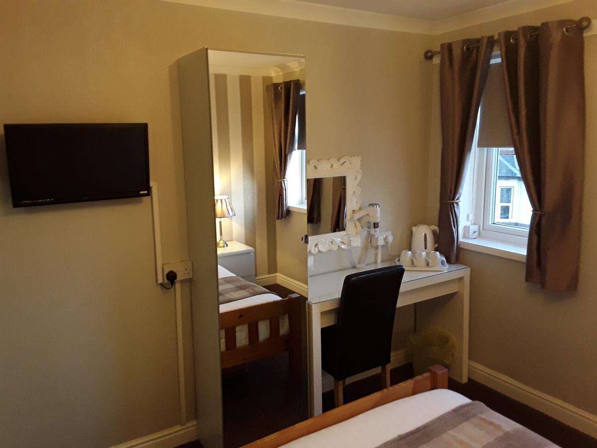 Manchester House