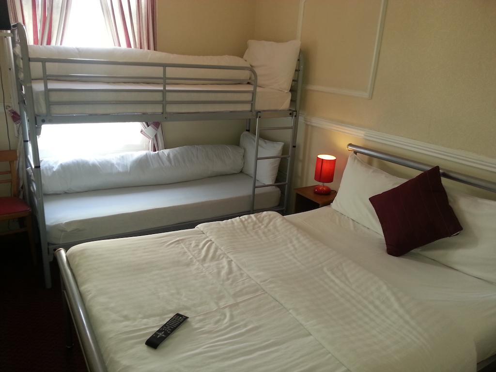 Lynwood 3* Blackpool
