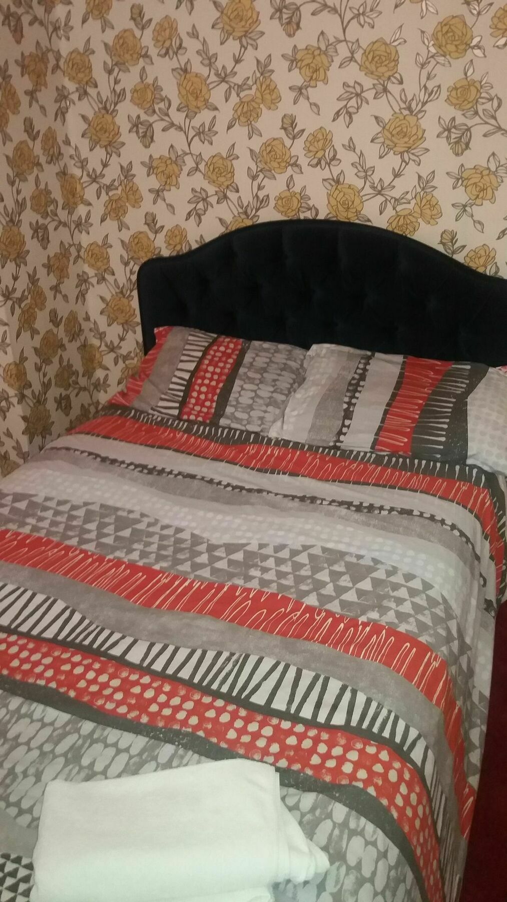 Crompton House Bed & Breakfast 2*