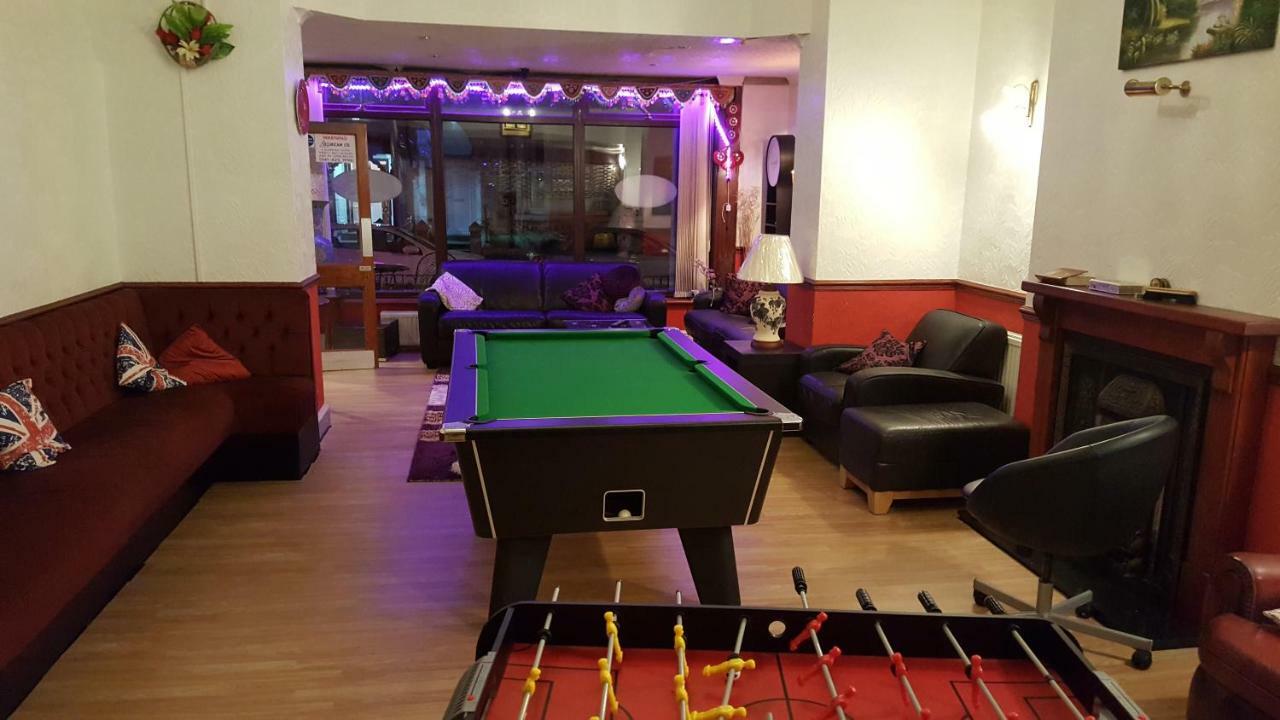 Bukhari Hotel